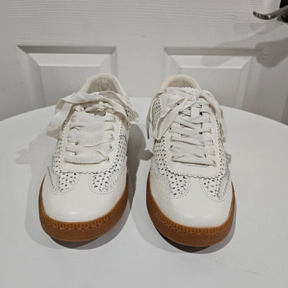 Dolce Vita Notice Eyelet Perf Sneakers White Leather - Picture 3 of 10